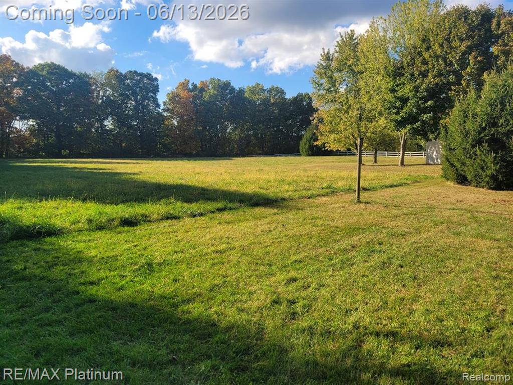 12902 Autumn Ridge Court Milford, MI 48380 - Photo 68 of 73