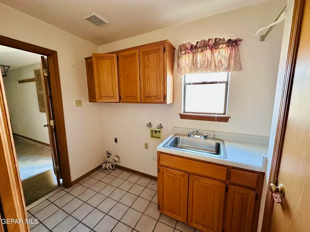 $249,900 | 7421 Mission Viejo Drive, El Paso, TX 79912