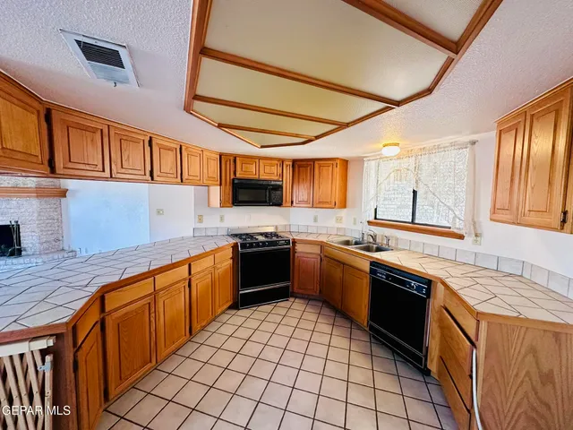 $249,900 | 7421 Mission Viejo Drive, El Paso, TX 79912