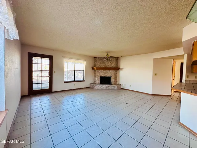 $249,900 | 7421 Mission Viejo Drive, El Paso, TX 79912