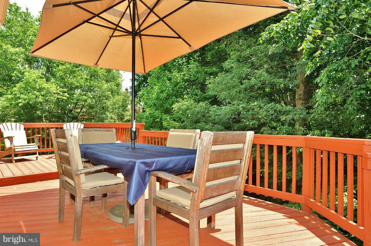 7509 Mullingar Court Springfield, VA 22153 - Photo 28 of 30 Deck