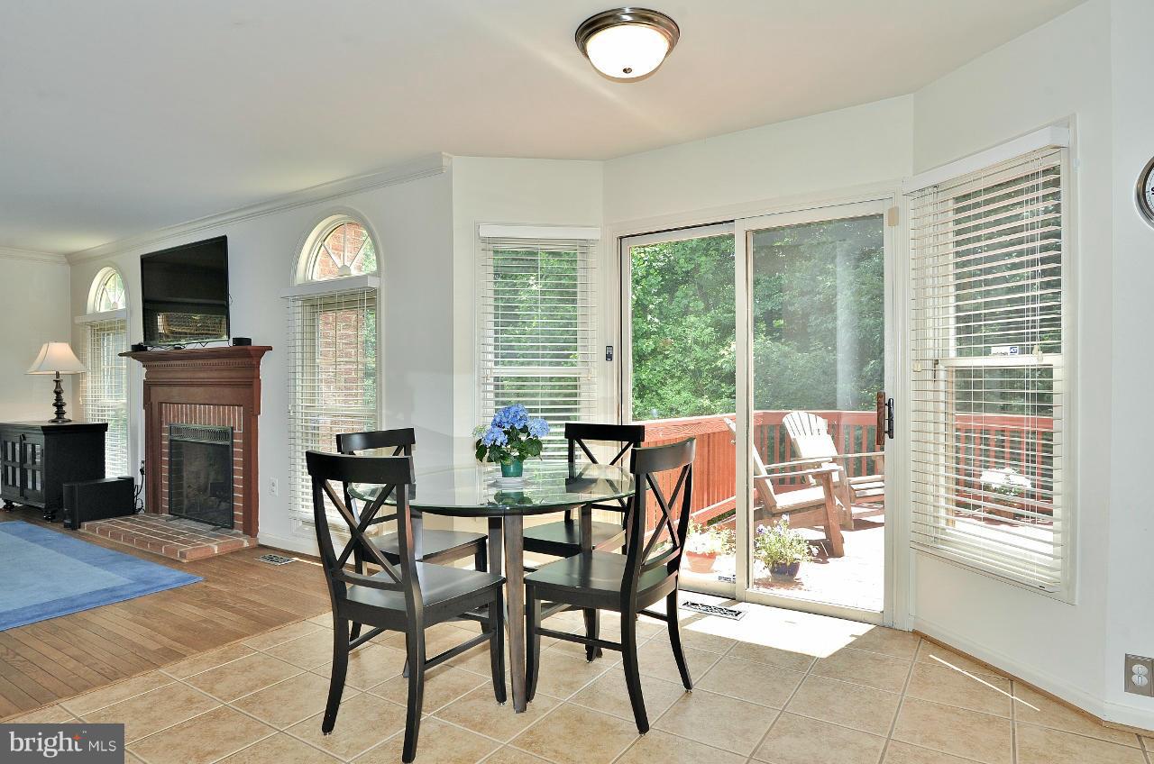 7509 Mullingar Court Springfield, VA 22153 - Photo 9 of 30 Breakfast Area