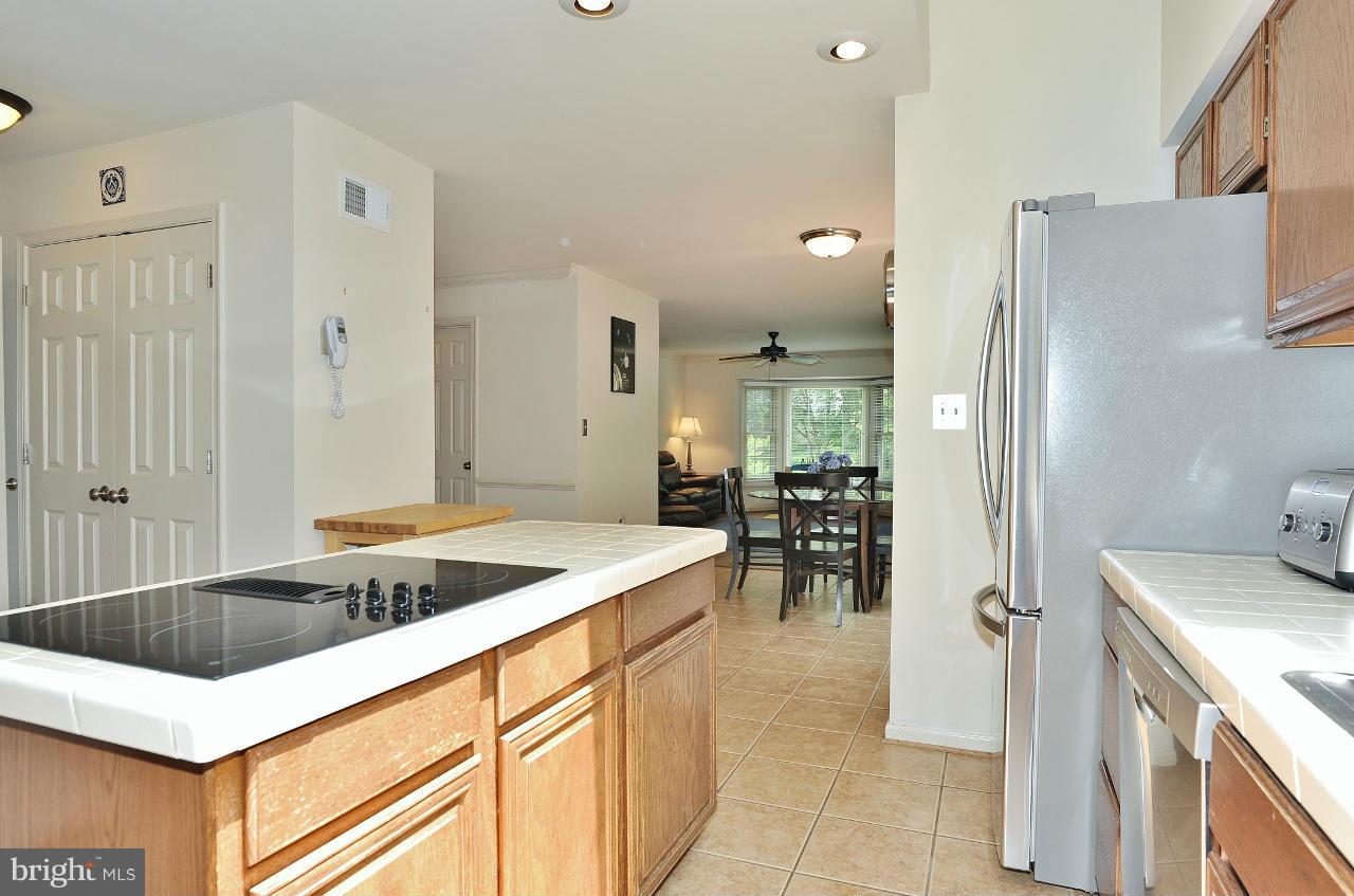 7509 Mullingar Court Springfield, VA 22153 - Photo 10 of 30 Kitchen
