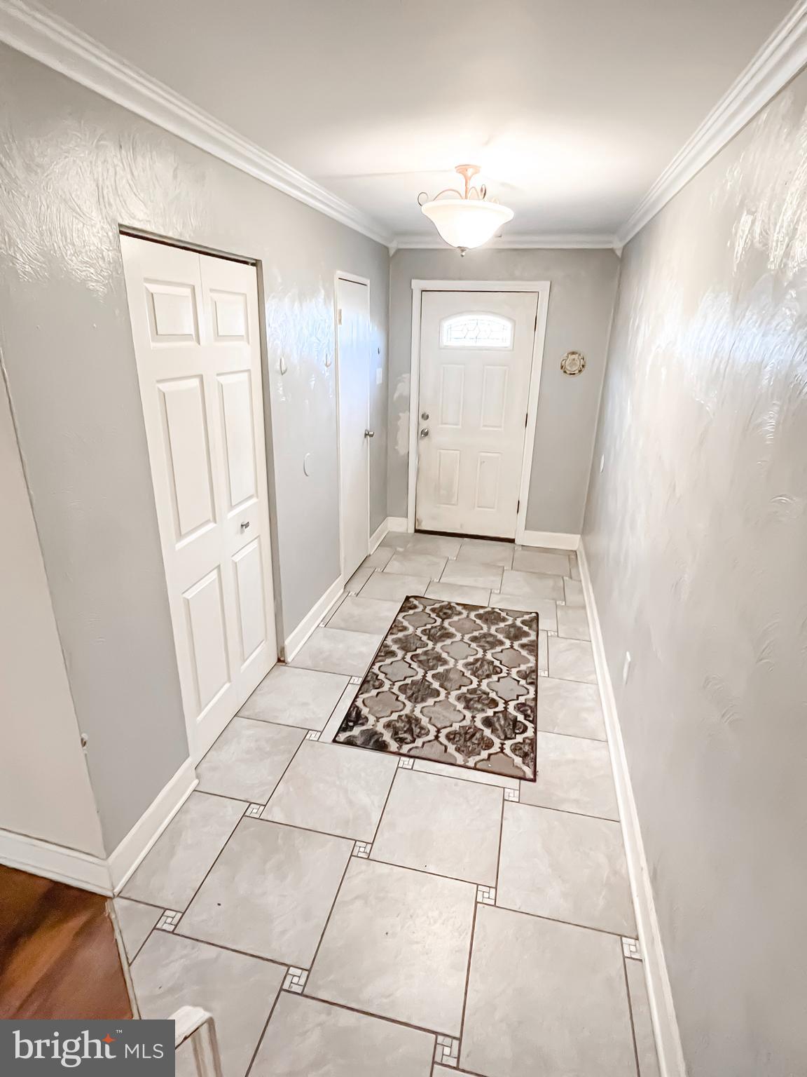 1136 Fox Run Reading, PA 19606 - Photo 2 of 13