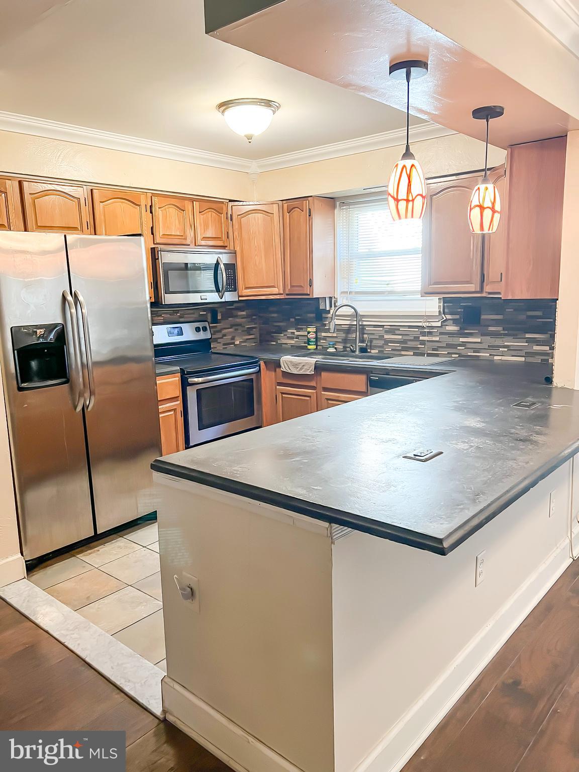 1136 Fox Run Reading, PA 19606 - Photo 5 of 13