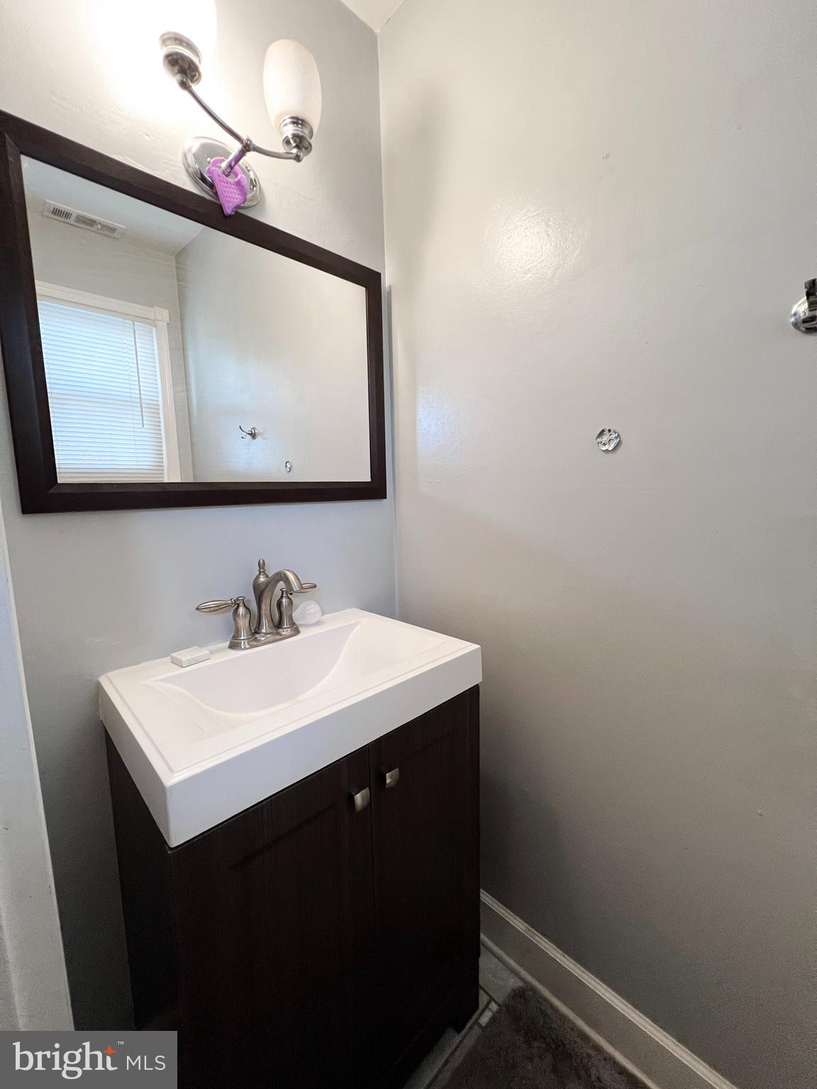 1136 Fox Run Reading, PA 19606 - Photo 7 of 13