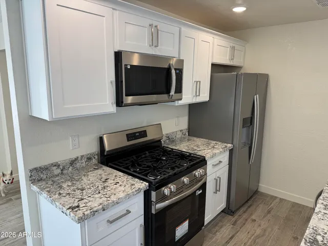 $379,000 | 3011 West Highland Avenue, Phoenix, AZ 85017