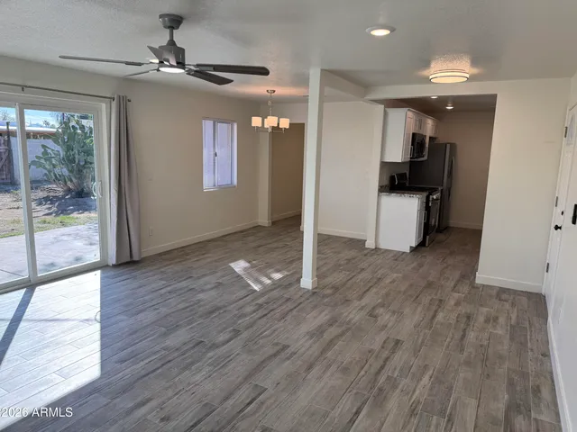 $379,000 | 3011 West Highland Avenue, Phoenix, AZ 85017