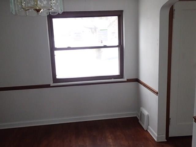 553 Old Farm Road Pittsburgh, PA 15234 - Photo 11 of 21