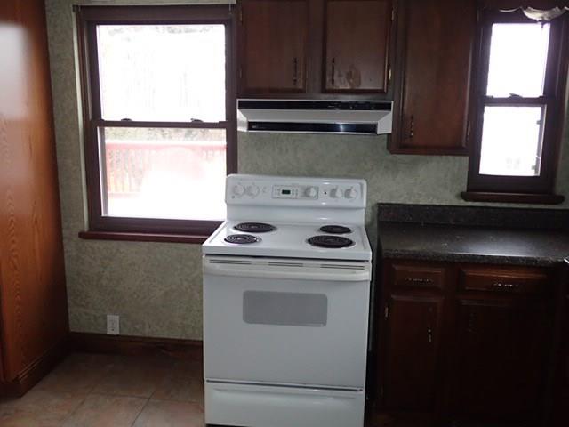 553 Old Farm Road Pittsburgh, PA 15234 - Photo 10 of 21