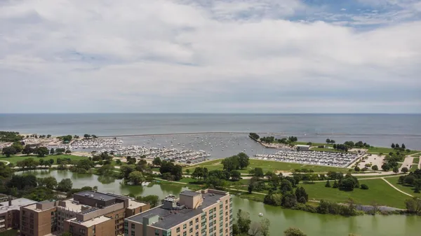 $5,500 | 1313 North Franklin Place, Unit 504, Milwaukee, WI 53202