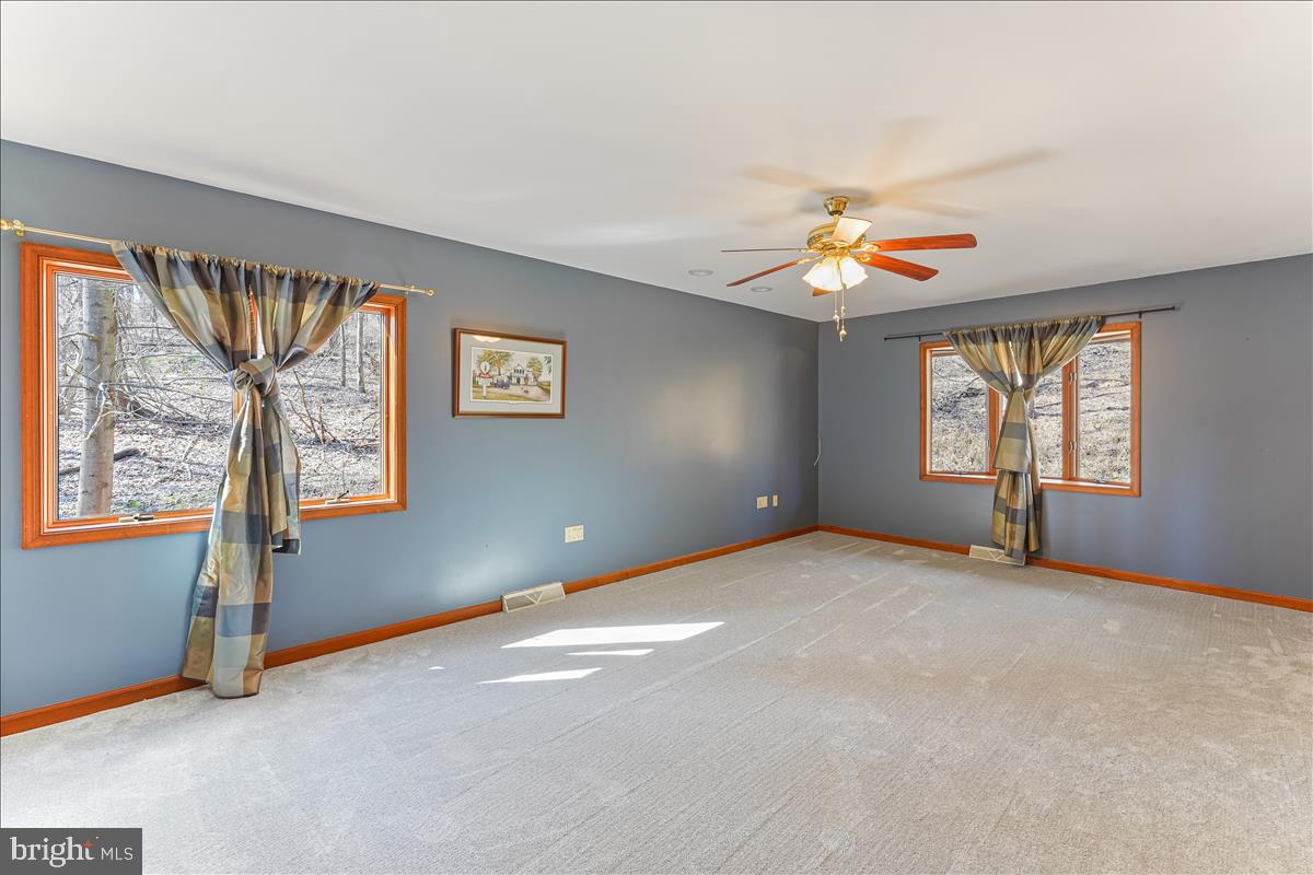 255 Brown Road Nottingham, PA 19362 - Photo 20 of 38 Master bedroom