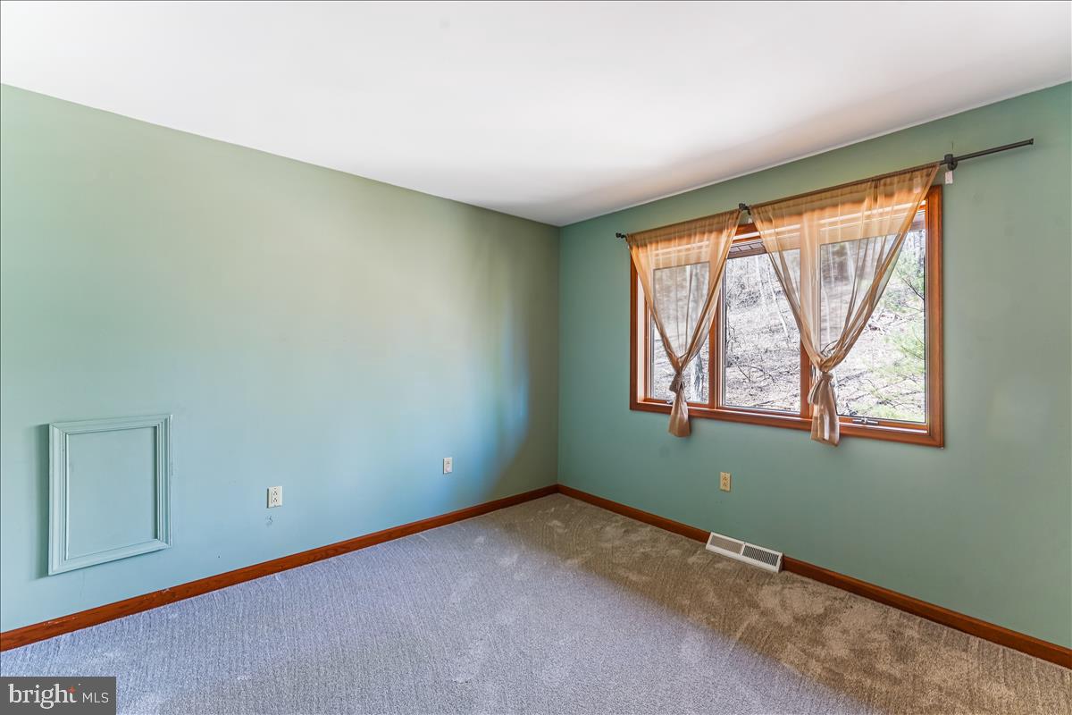 255 Brown Road Nottingham, PA 19362 - Photo 24 of 38 Bedroom #2