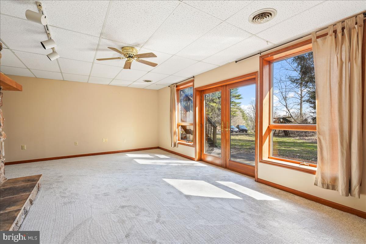 255 Brown Road Nottingham, PA 19362 - Photo 35 of 38 Lower level living room