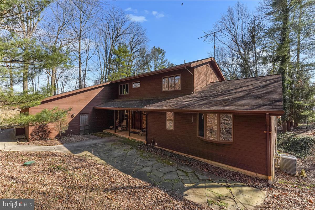 255 Brown Road Nottingham, PA 19362 - Photo 5 of 38 Back of home