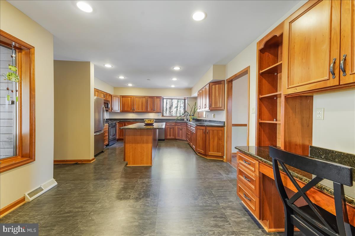 255 Brown Road Nottingham, PA 19362 - Photo 8 of 38 Renovated kitchen!