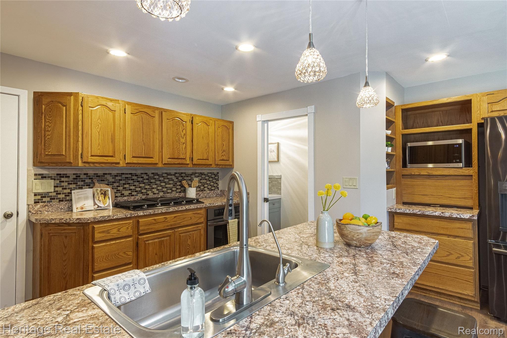 5717 General Squier Road Dryden, MI 48428 - Photo 15 of 30 Interiors (15 of 49).jpg