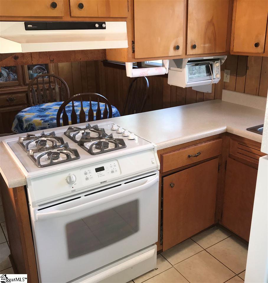 332 Haywood Road Easley, SC 29640 - Photo 7 of 27 As you cook dinner