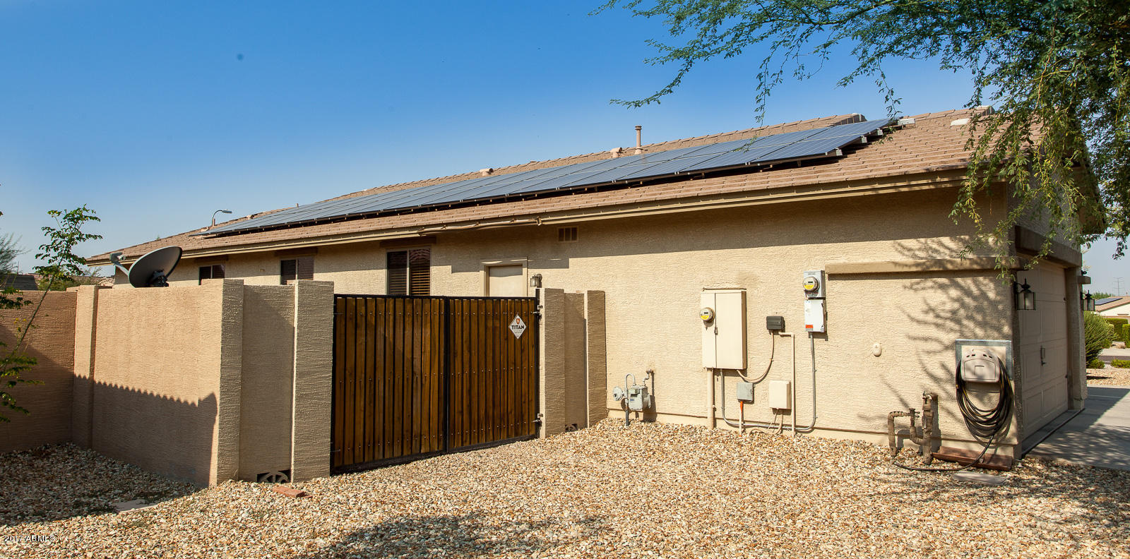 2421 West Beverly Rd. Phoenix, AZ 85041 - Photo 37 of 42 10 FT wide double gate