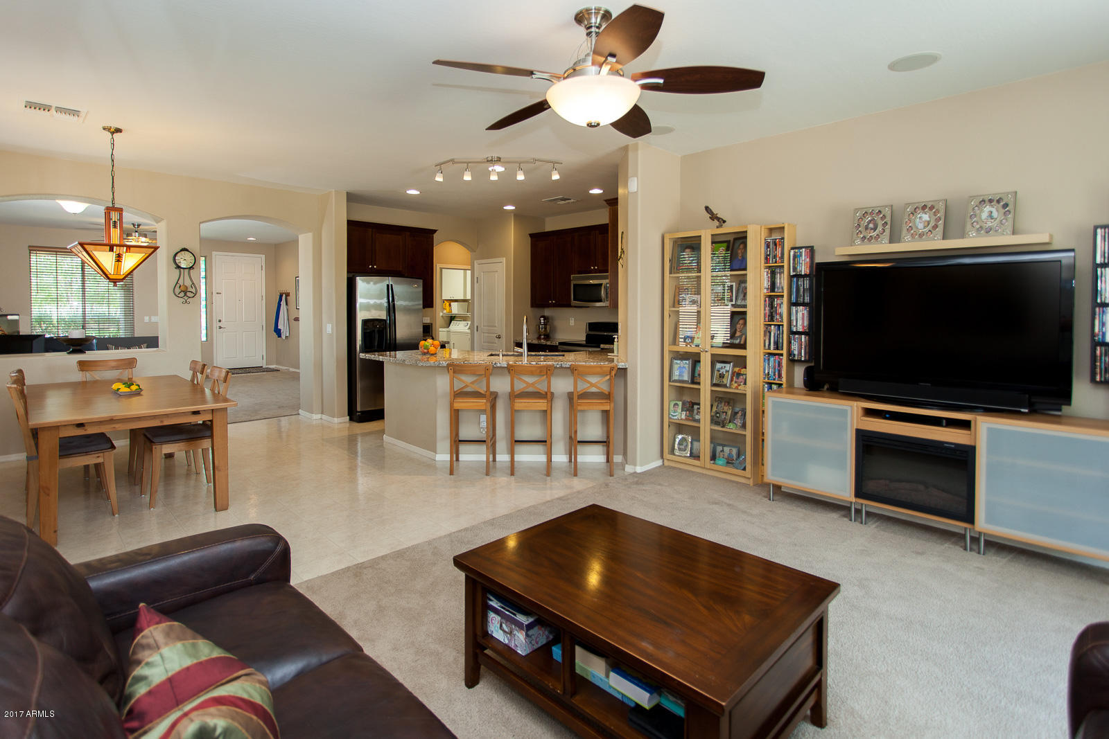 2421 West Beverly Rd. Phoenix, AZ 85041 - Photo 10 of 42 MC (37 of 42)