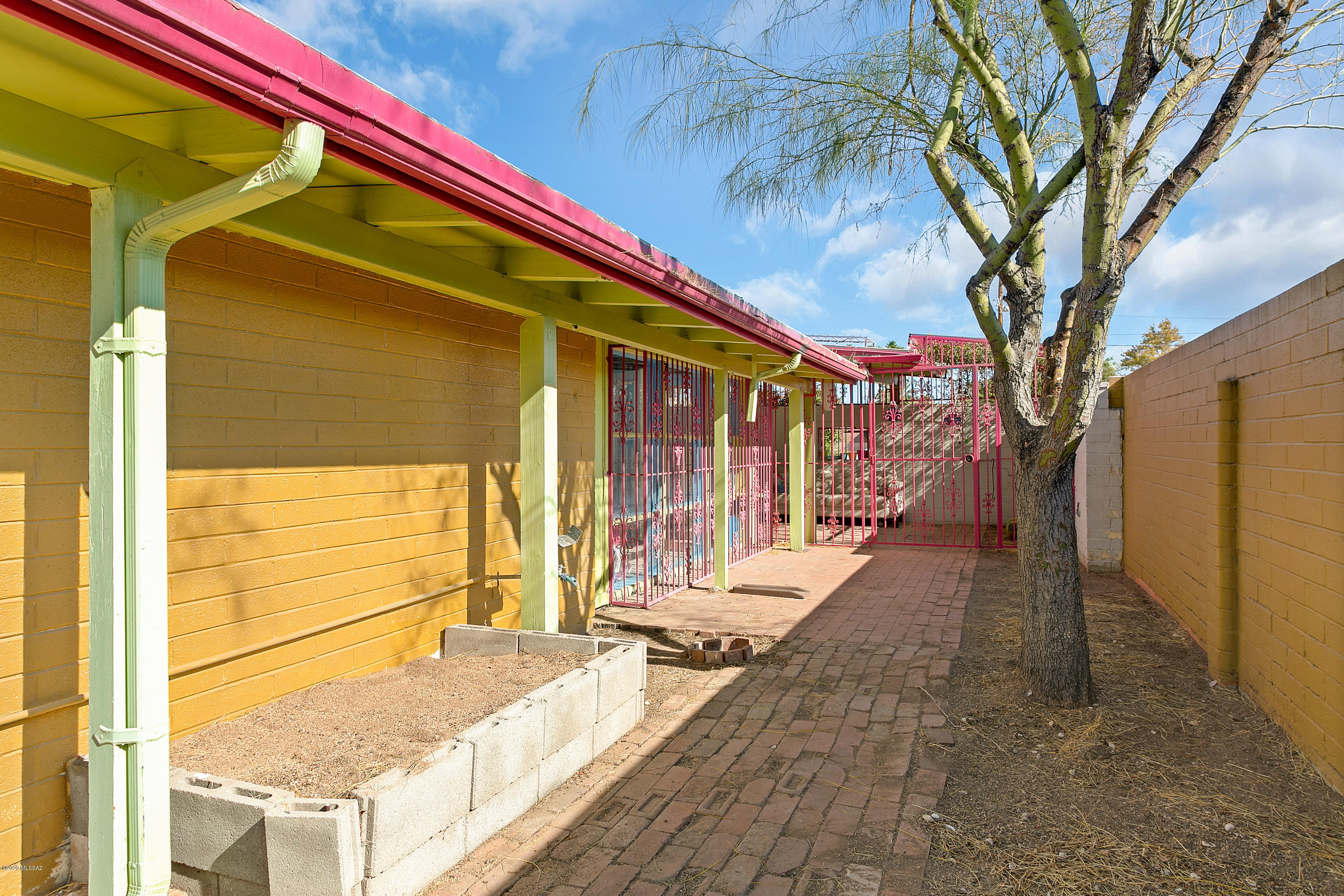 2017 North Ridgeway Road Tucson, AZ 85712 - Photo 27 of 29 Gallery Image 27