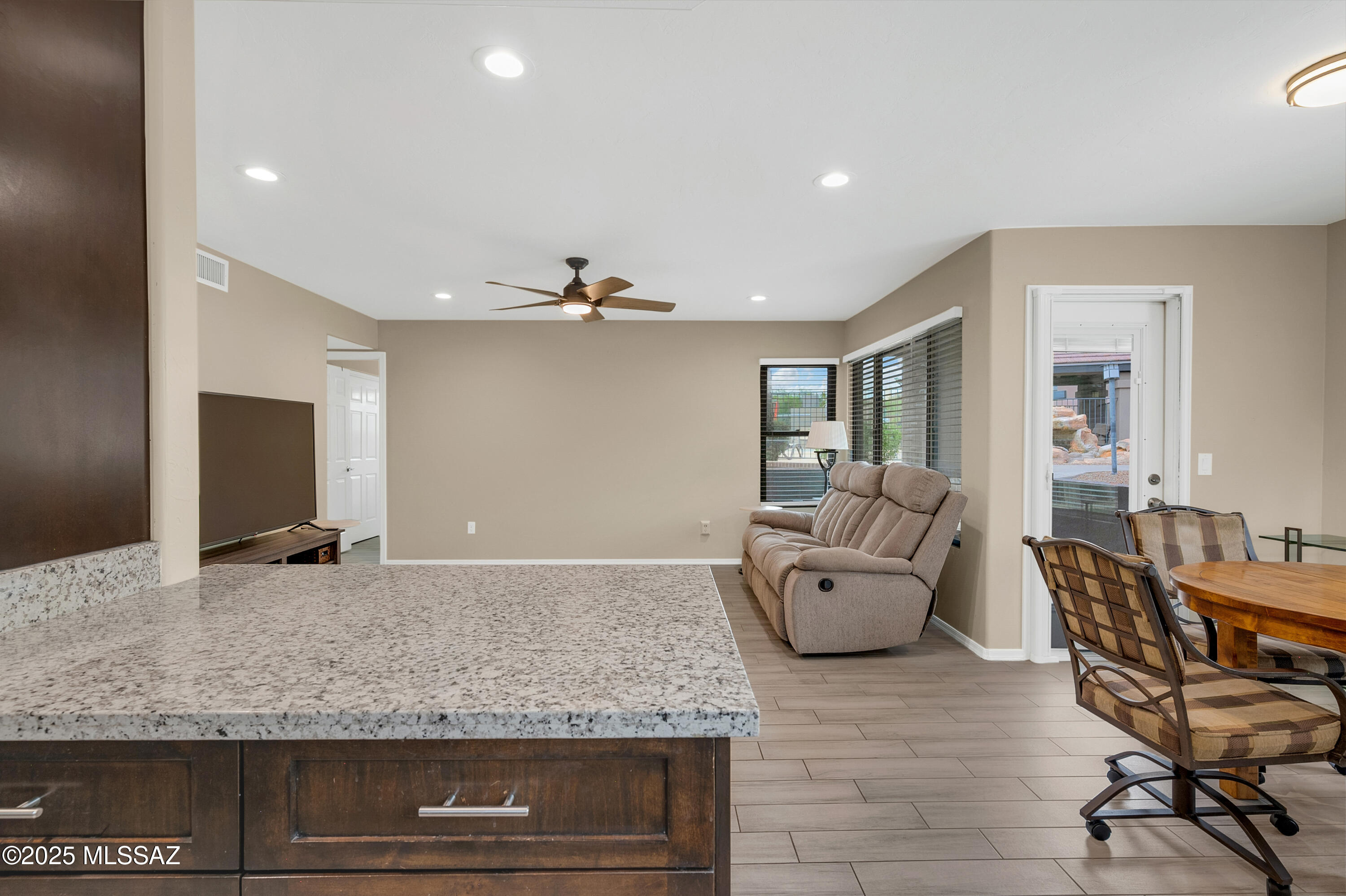 5855 North Kolb Road, Unit 6101 Tucson, AZ 85750 - Photo 6 of 37 Gallery Image 6