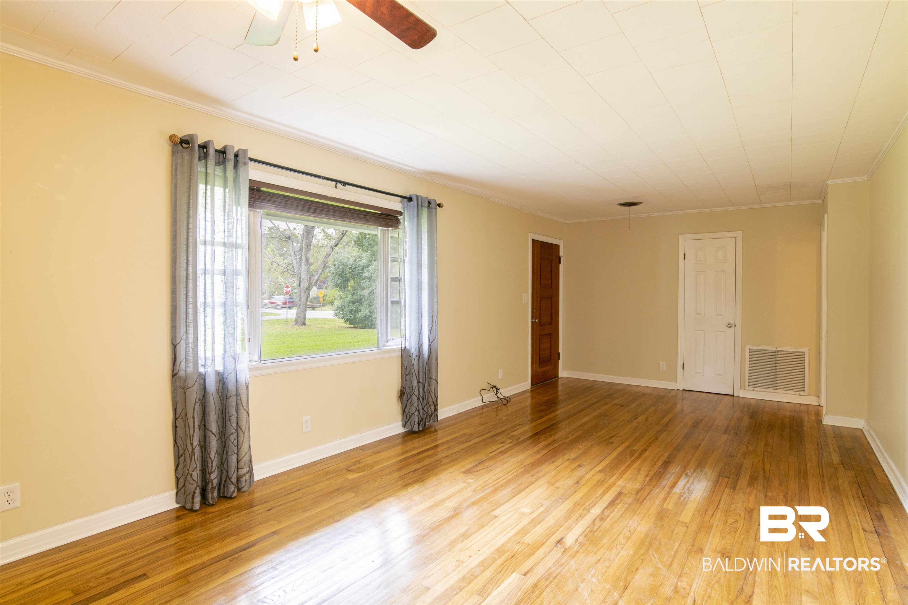 601 East Myrtle Avenue Foley, AL 36535 - Photo 6 of 18