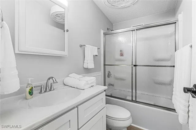 $174,500 | 7084 Drum Drive, St. James City, FL 33956