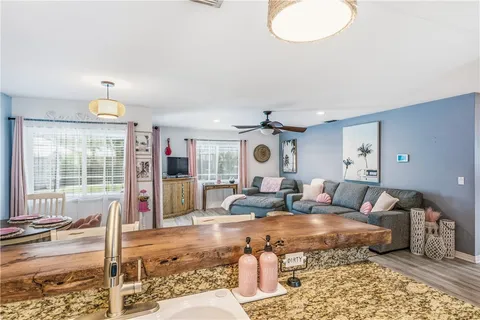 $540,000 | 2821 21st Lane, Vero Beach, FL 32960