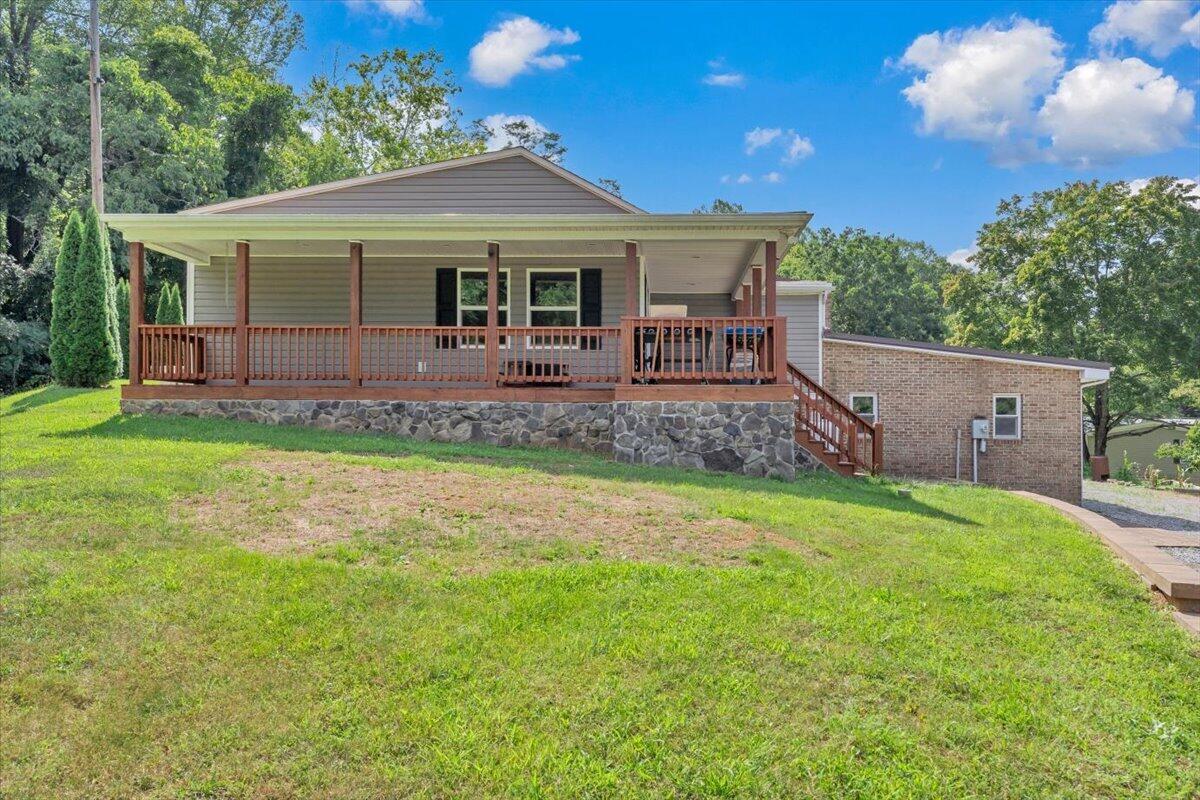 2412 Quarterwood Road Montvale, VA 24122 - Photo 2 of 55 02-MIB09589-R5