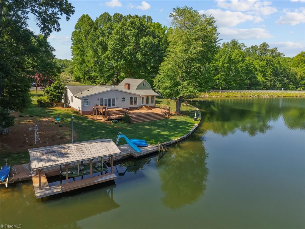 3910 Waterton Road Summerfield, NC 27358 - Photo 3 of 44
