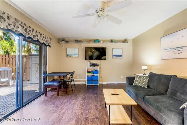 $152,500 | 2115 Vista Oaks Circle Northeast, Palm Bay, FL 32905