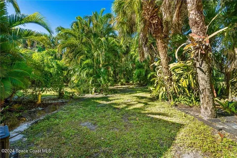 $152,500 | 2115 Vista Oaks Circle Northeast, Palm Bay, FL 32905