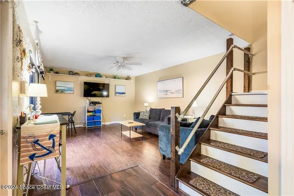 $152,500 | 2115 Vista Oaks Circle Northeast, Palm Bay, FL 32905