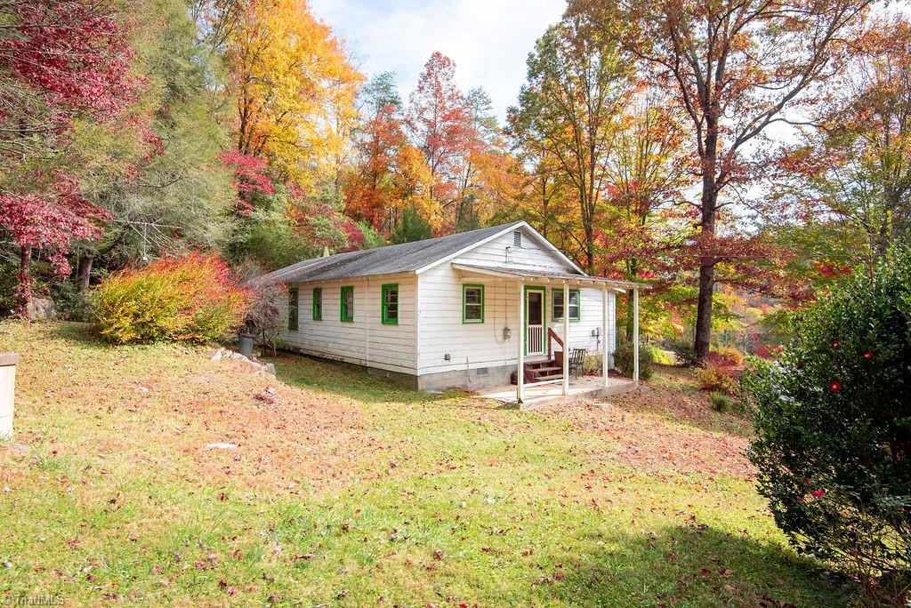 4444 Mt Zion Road Ferguson, NC 28624 - Photo 44 of 46