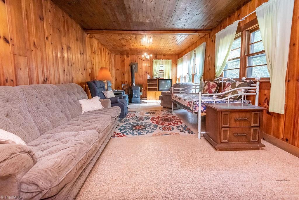 4444 Mt Zion Road Ferguson, NC 28624 - Photo 10 of 46
