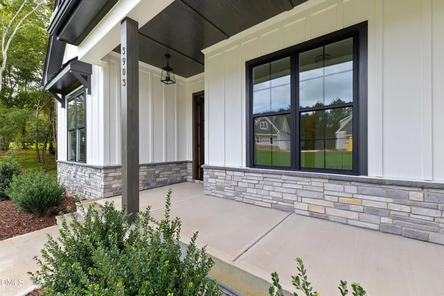 $795,000 | 3903 Cedar Knolls Drive Drive, Youngsville, NC 27596