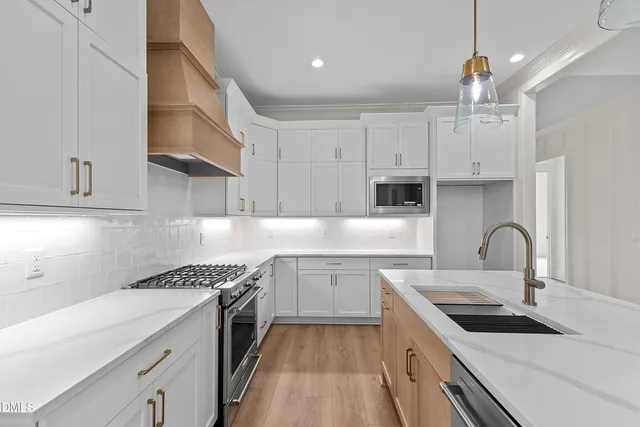 $795,000 | 3903 Cedar Knolls Drive Drive, Youngsville, NC 27596