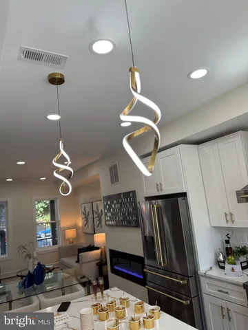 $1,269,999 | 607 K Street Northeast, Washington, DC 20002