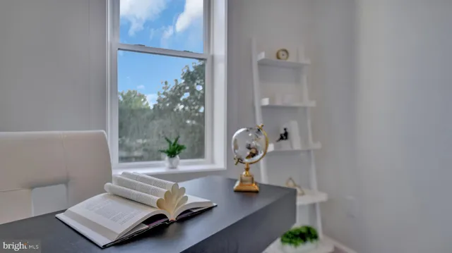 $1,269,999 | 607 K Street Northeast, Washington, DC 20002