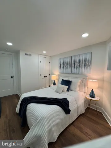 $1,269,999 | 607 K Street Northeast, Washington, DC 20002