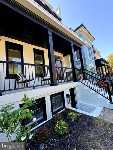 $1,269,999 | 607 K Street Northeast, Washington, DC 20002