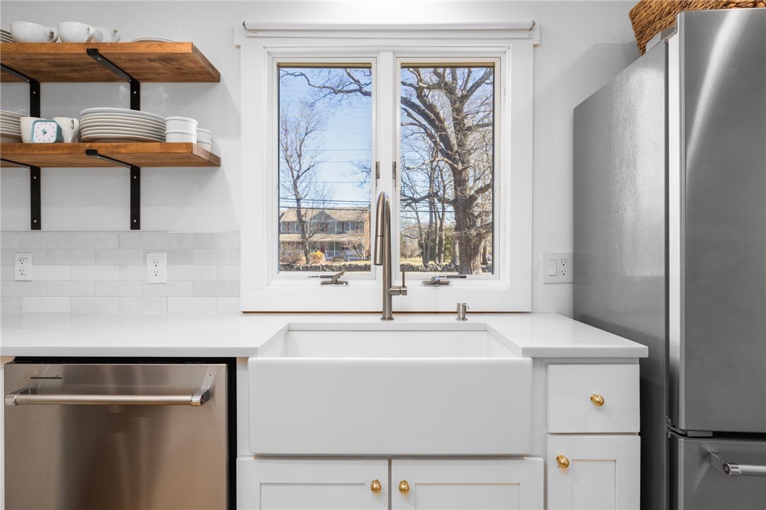 37 Fletcher Road North Kingstown, RI 02852 - Photo 10 of 42 Gallery Image 10