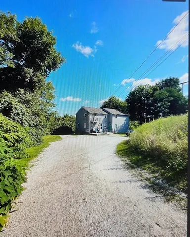 $2,350 | 120 Willow Street, Unit 1, Fall River, MA 02720