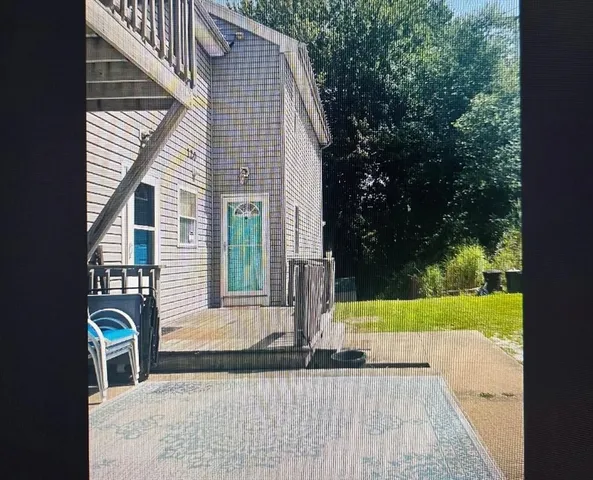 $2,350 | 120 Willow Street, Unit 1, Fall River, MA 02720