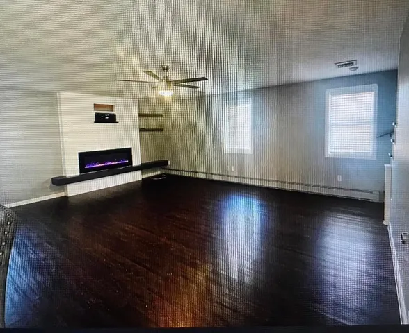 $2,350 | 120 Willow Street, Unit 1, Fall River, MA 02720