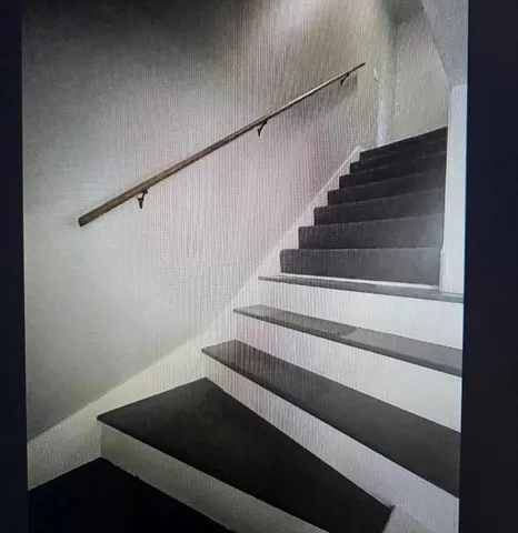 $2,350 | 120 Willow Street, Unit 1, Fall River, MA 02720