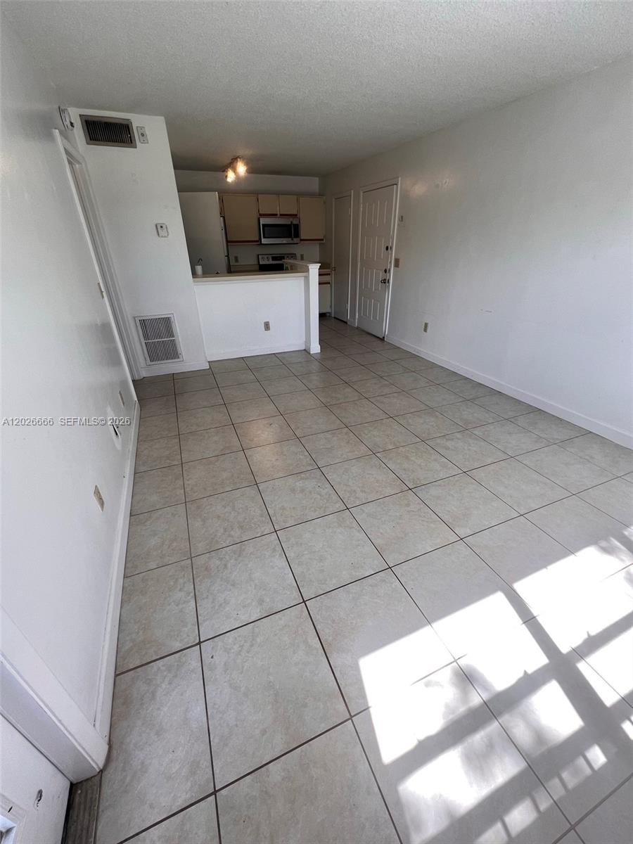 4581 West McNab Road, Unit 20 Pompano Beach, FL 33069 - Photo 10 of 30