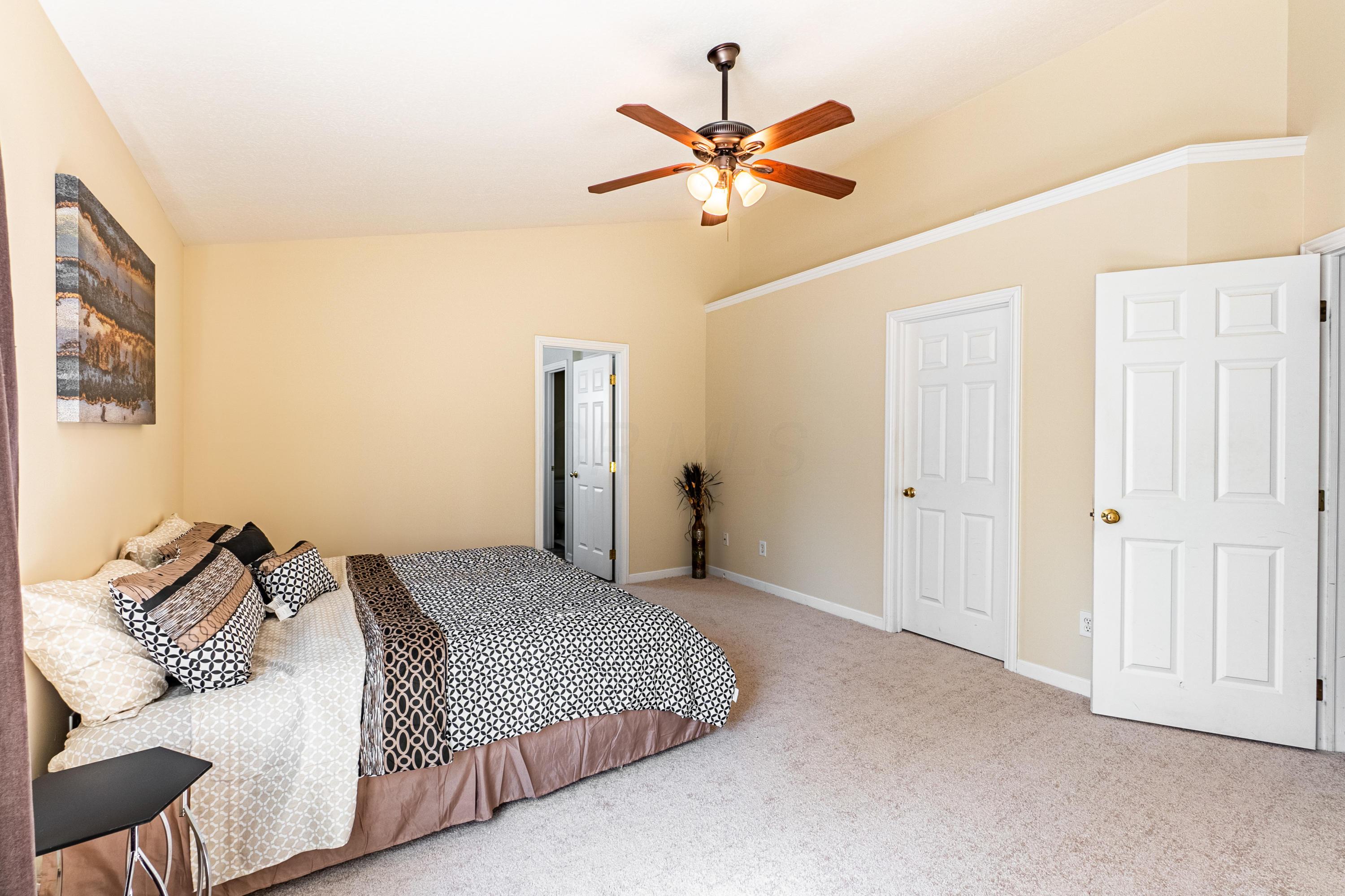 135 Rivers Edge Way Columbus, OH 43230 - Photo 18 of 25