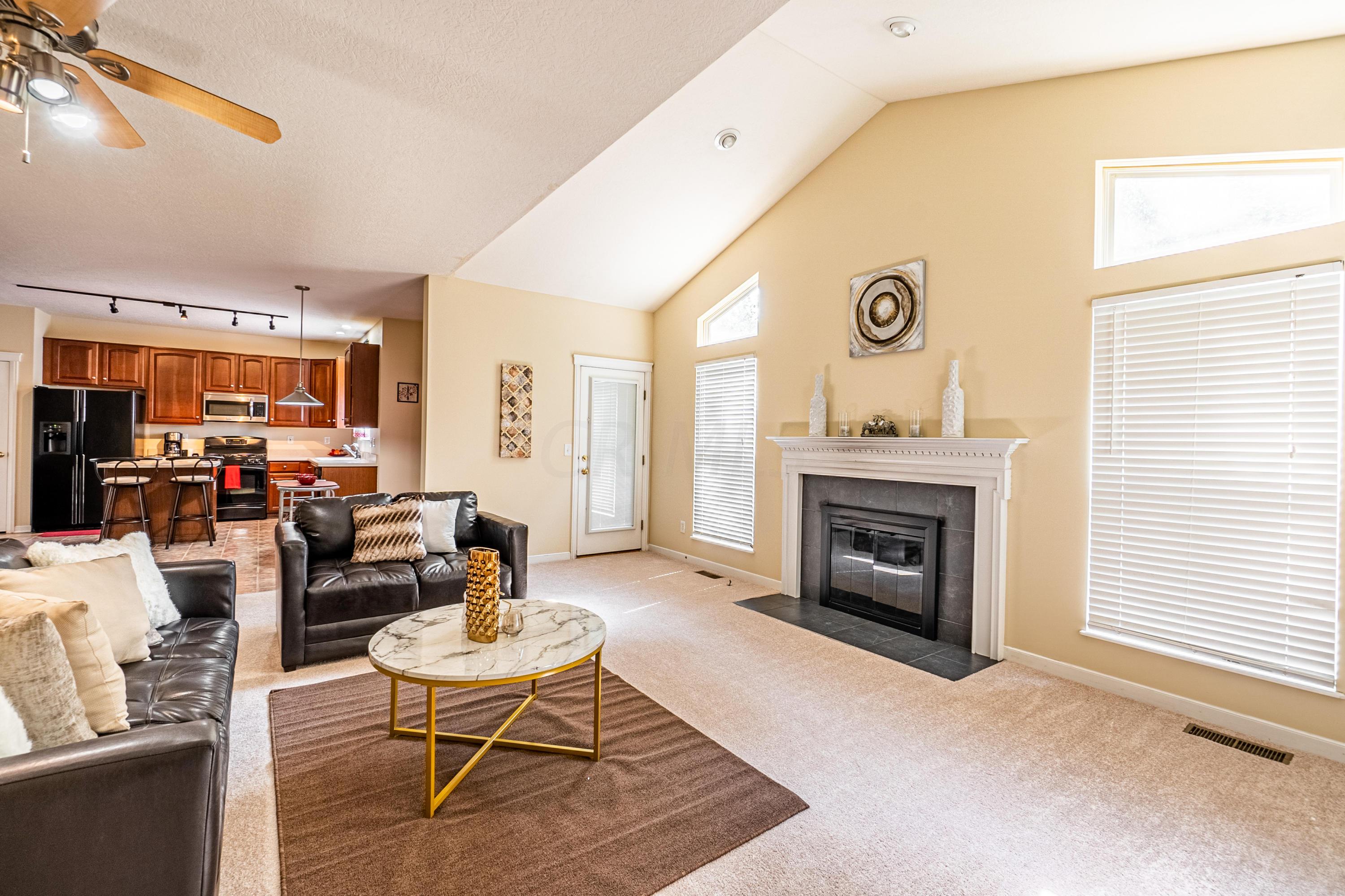 135 Rivers Edge Way Columbus, OH 43230 - Photo 8 of 25